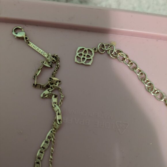 Kendra Scott - Picture 2 of 3